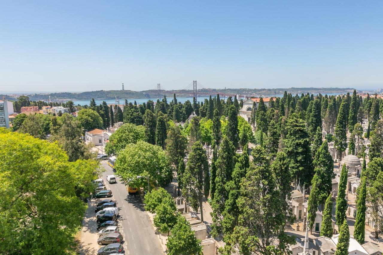 Spacious Apt Campo D'Ourique With Ac Lisboa Eksteriør billede